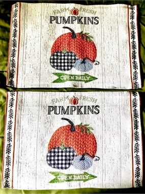 Fall Farm Fresh Pumpkins Farmhouse Tapestry Placemats 2 Orange Black Check NWOT